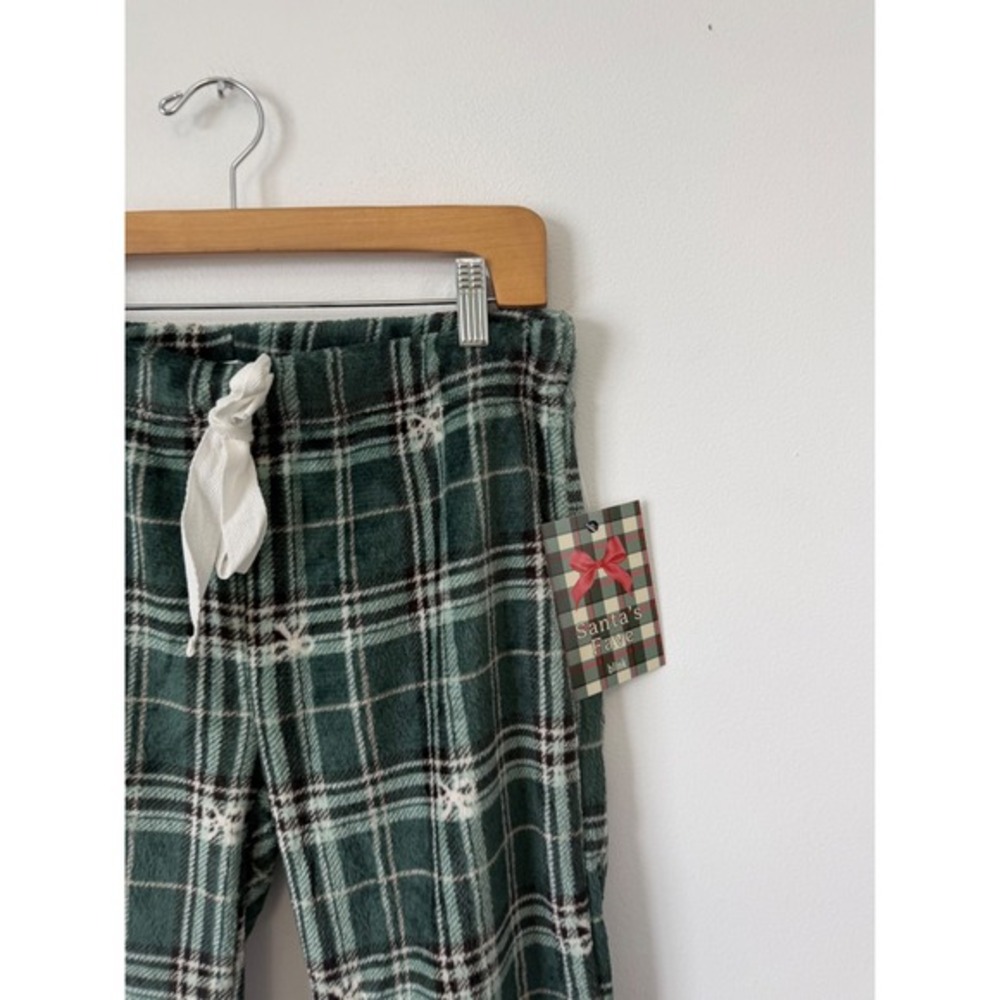 Women's Blink Green Plaid Flannel Pajamas with Bows – Size Medium – NWT - Picture 2 of 5